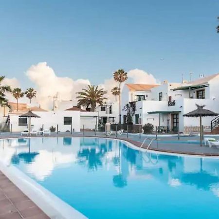 Lovely Apartment Near The Beach With Pool & Wifi カレタ・デ・フステ エクステリア 写真