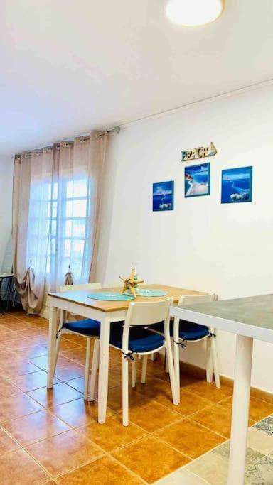Lovely Apartment Near The Beach With Pool & Wifi カレタ・デ・フステ エクステリア 写真
