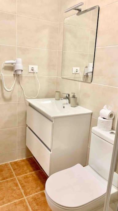 Lovely Apartment Near The Beach With Pool & Wifi カレタ・デ・フステ エクステリア 写真